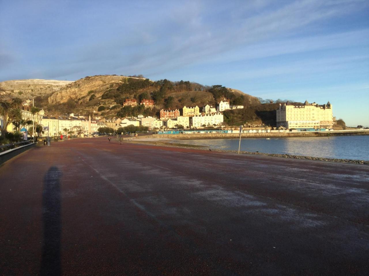 The Trevone, 3* Llandudno